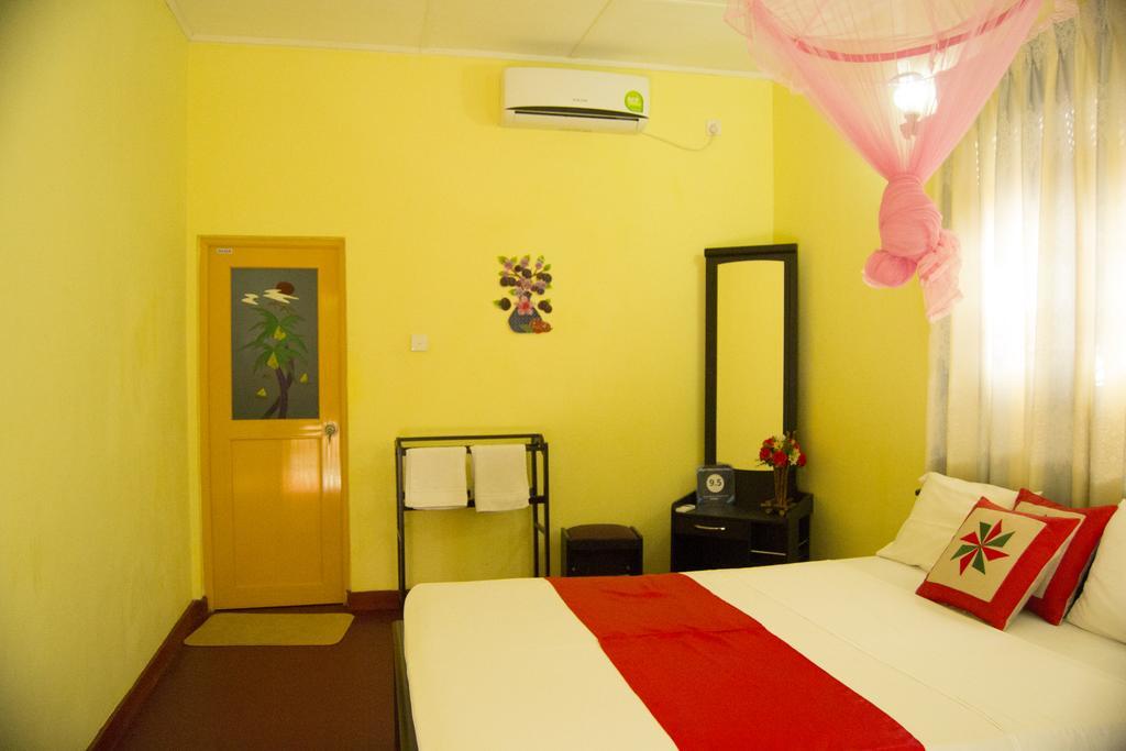 Sigiri Sithru Home Stay Sigirija Zewnętrze zdjęcie