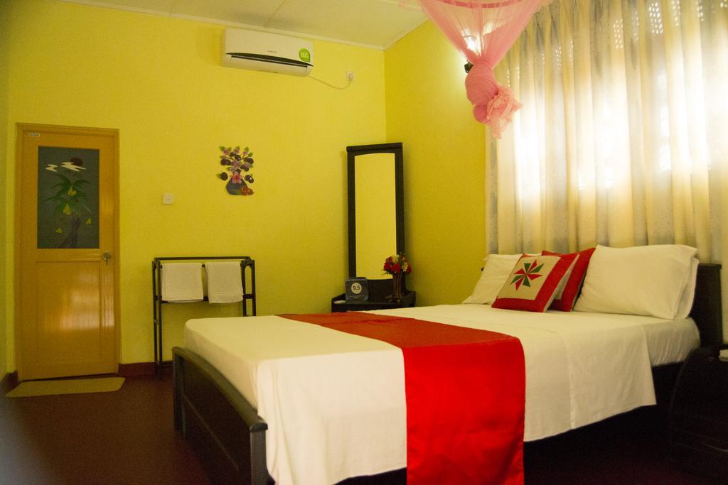 Sigiri Sithru Home Stay Sigirija Zewnętrze zdjęcie