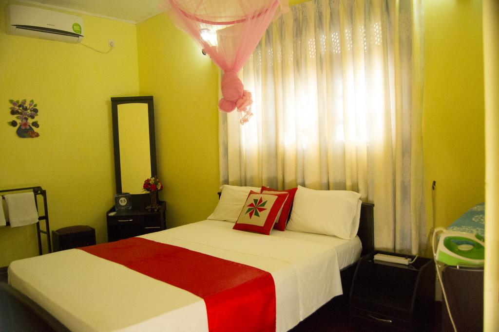 Sigiri Sithru Home Stay Sigirija Zewnętrze zdjęcie