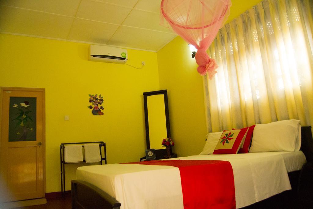Sigiri Sithru Home Stay Sigirija Zewnętrze zdjęcie